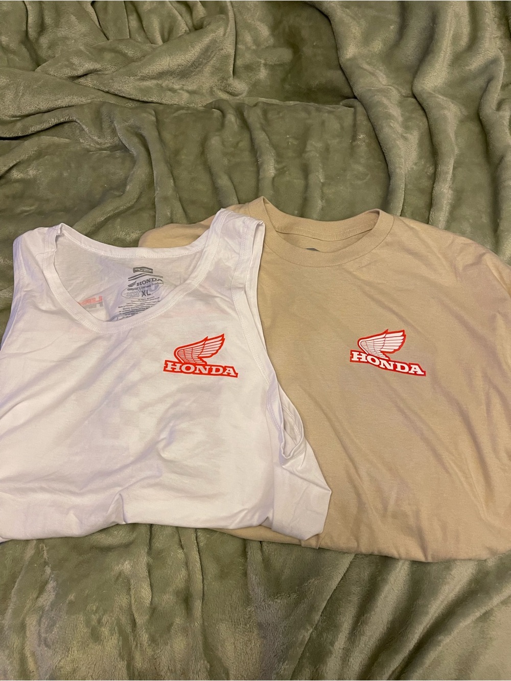 Honda Racing Short Sleeve Tee & Tank Set - White and Tan bundle